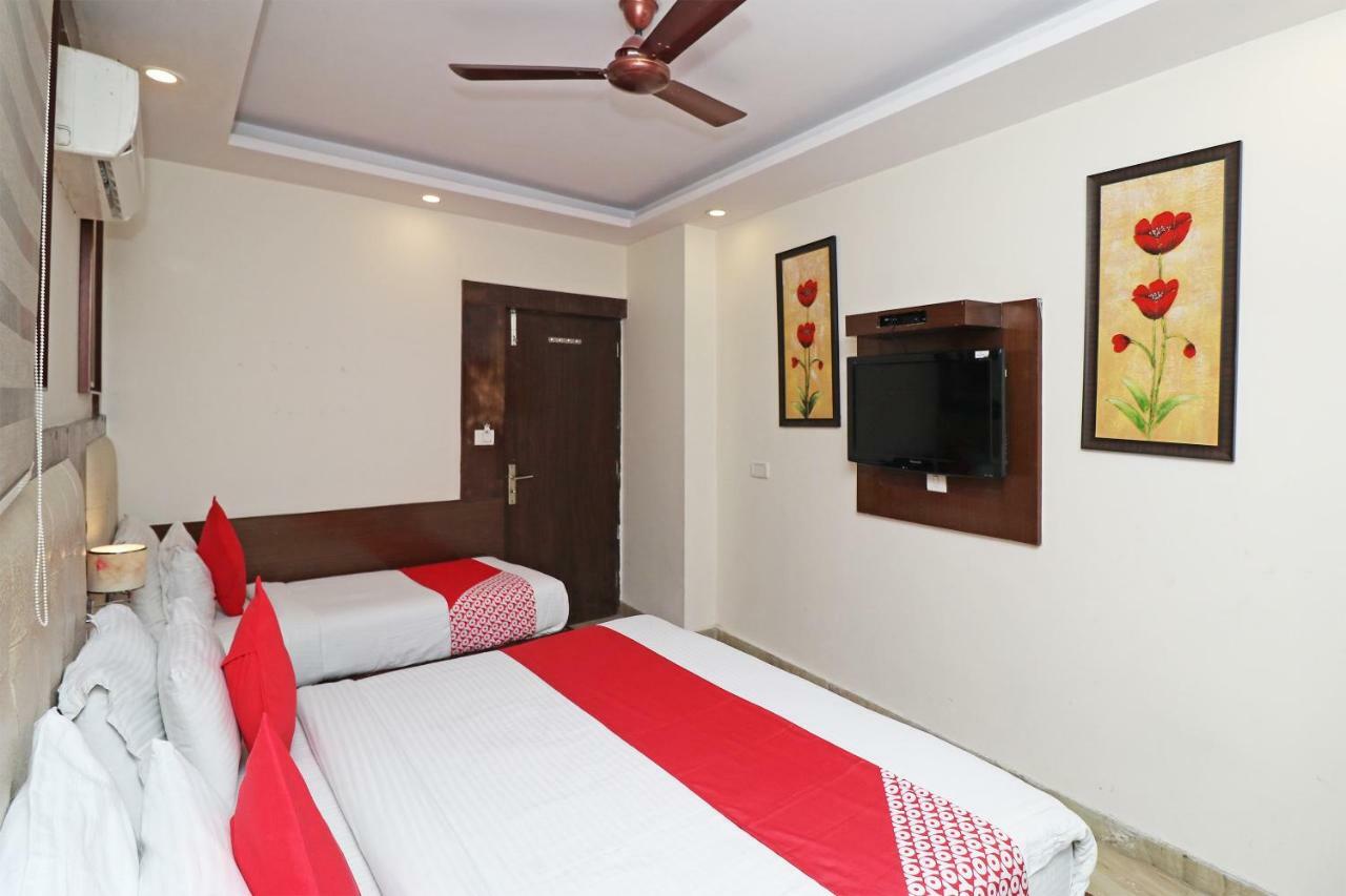 Oyo 30698 Hari Om Guest House Jādabpur Екстериор снимка