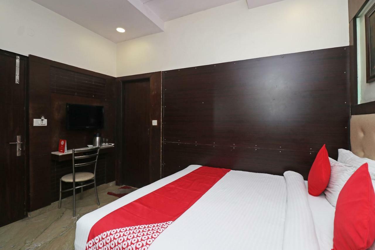 Oyo 30698 Hari Om Guest House Jādabpur Екстериор снимка