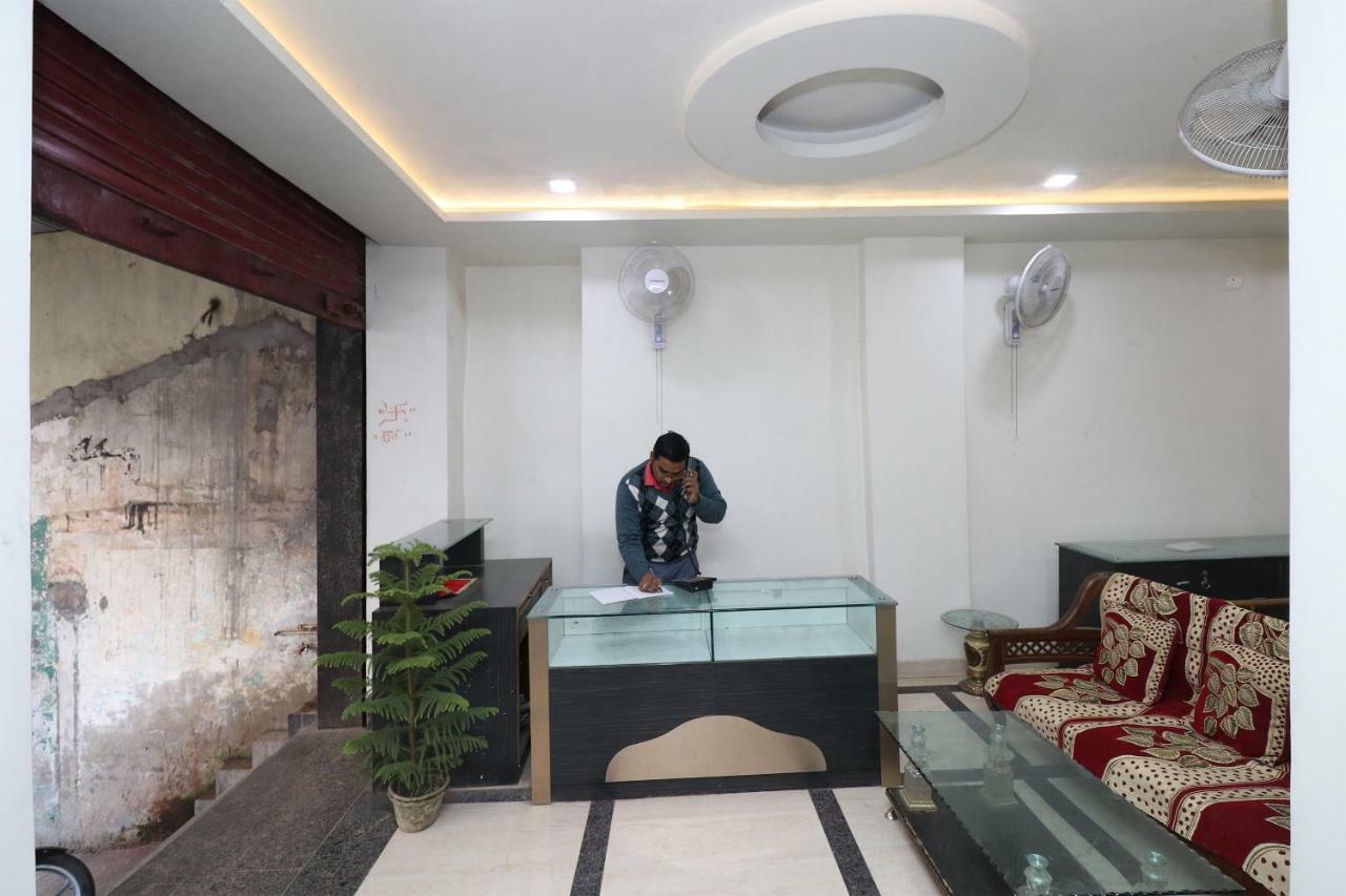 Oyo 30698 Hari Om Guest House Jādabpur Екстериор снимка